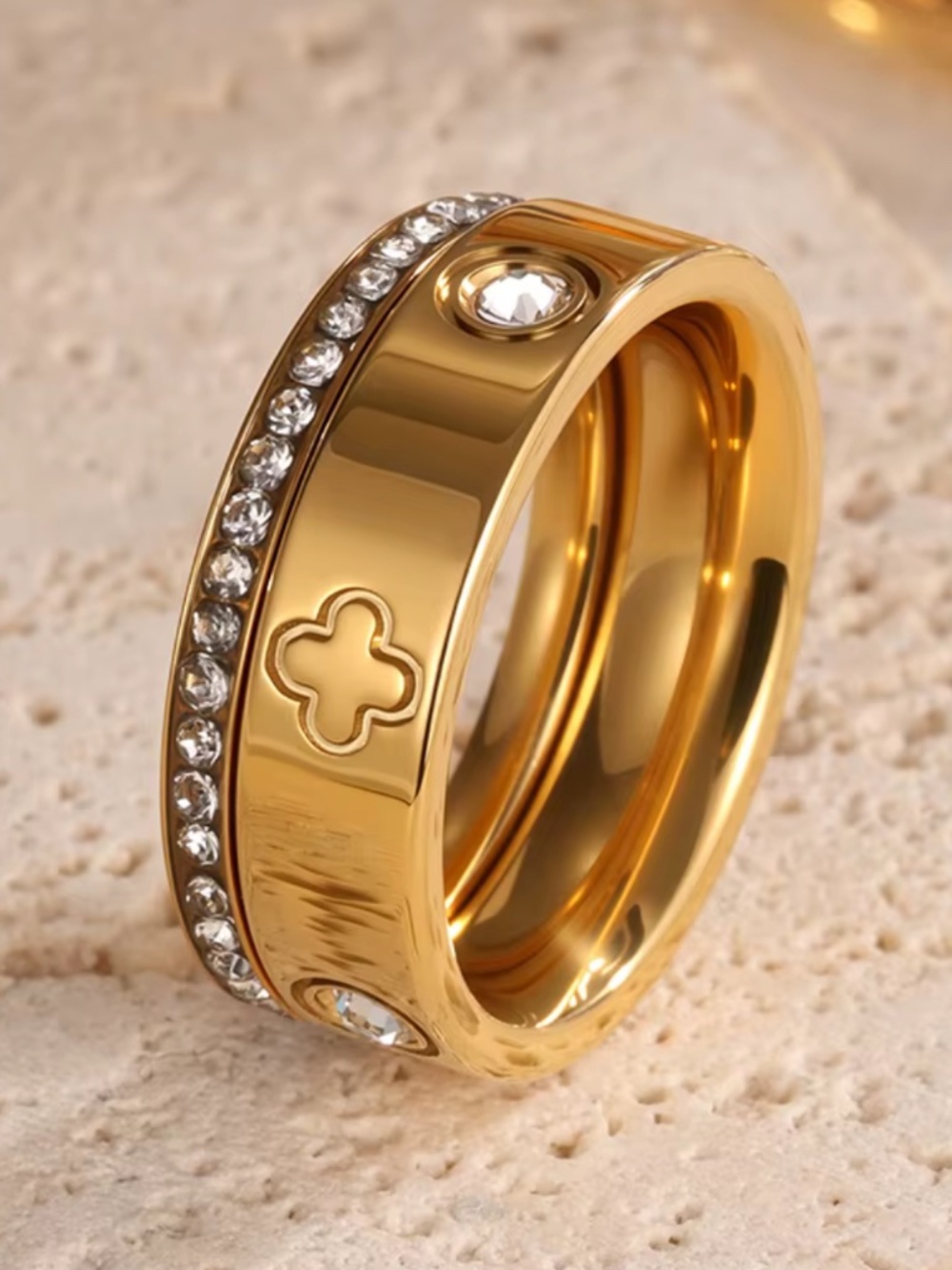 2PCS Women's Gold Clover Ring Set Size 8